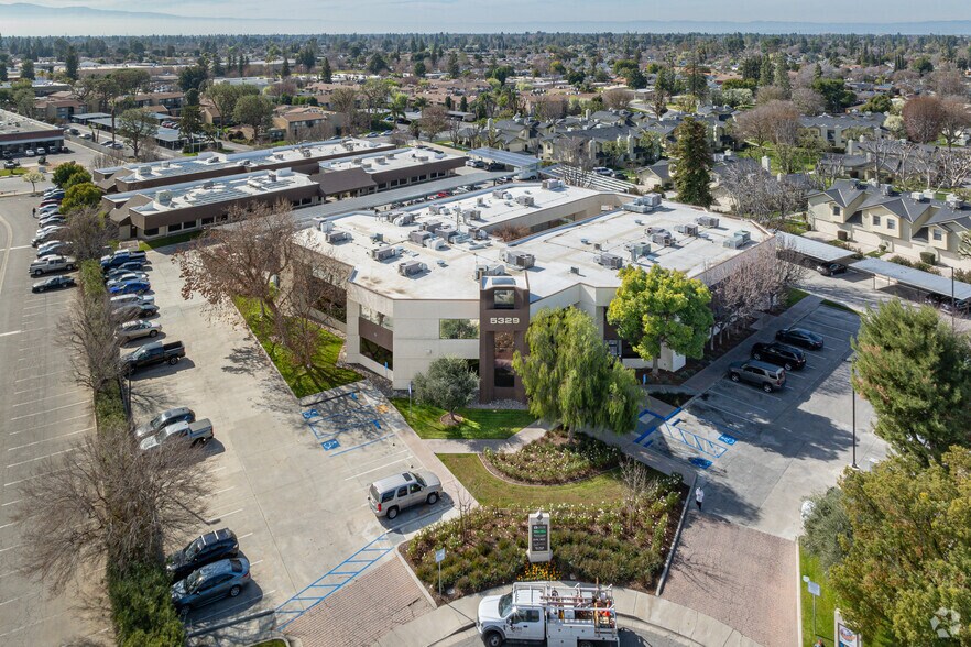 More Photos Of 5329 Office Centre Ct, Bakersfield Medical For Lease