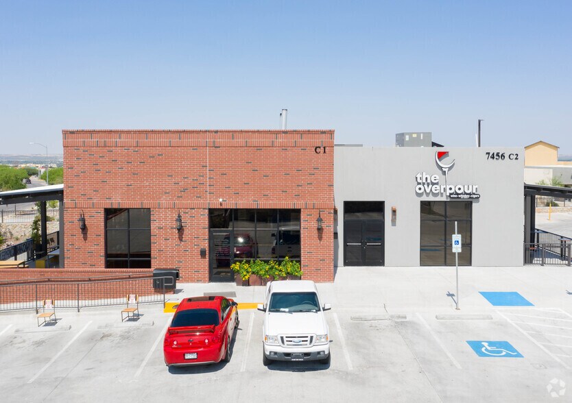 More Photos Of 7456 Cimarron Market St, El Paso Restaurant For Lease