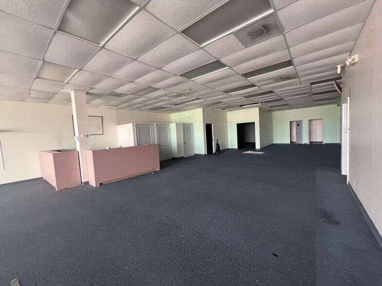 More Photos Of 961 Nasa Pky, Houston Unknown For Lease