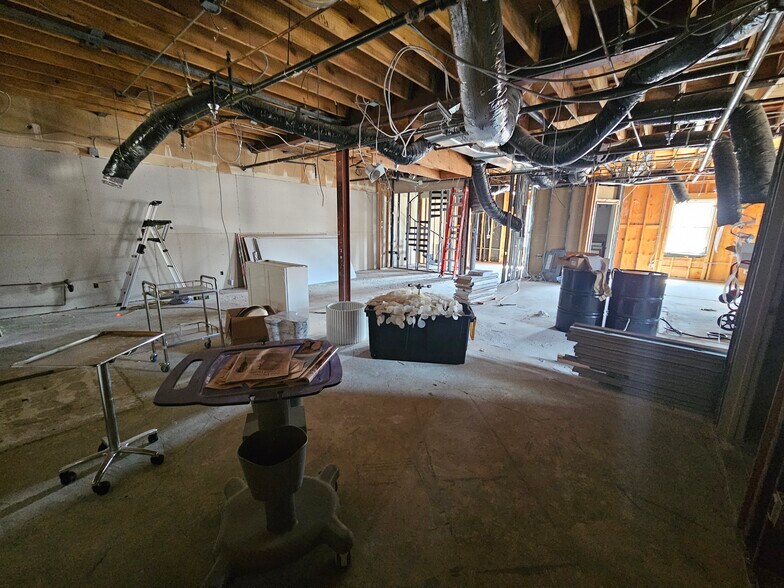 More Photos Of 3939 Houma Blvd, Metairie Medical For Sale