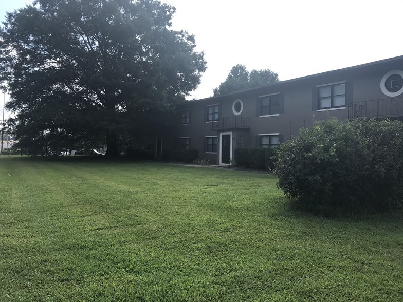 815823 S Cobb Dr SE, Marietta, GA 30060 Apartments For