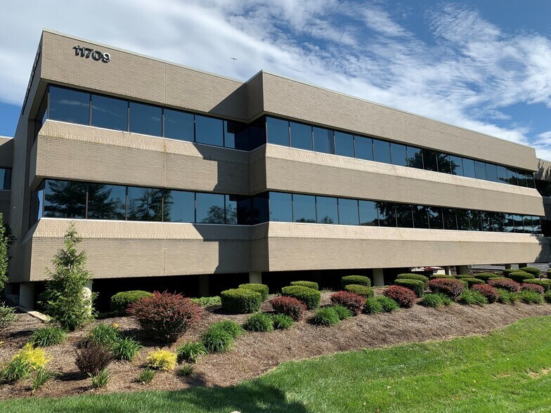 More Photos Of 11709 Old Ballas Rd, Creve Coeur Medical For Sale