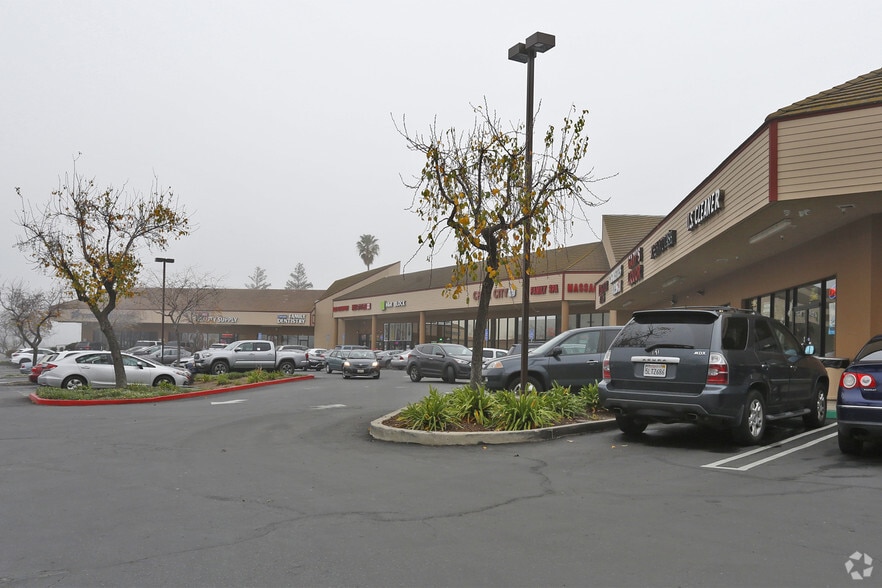 More Photos Of 2711-2799 Lone Tree Way, Antioch Unknown For Lease