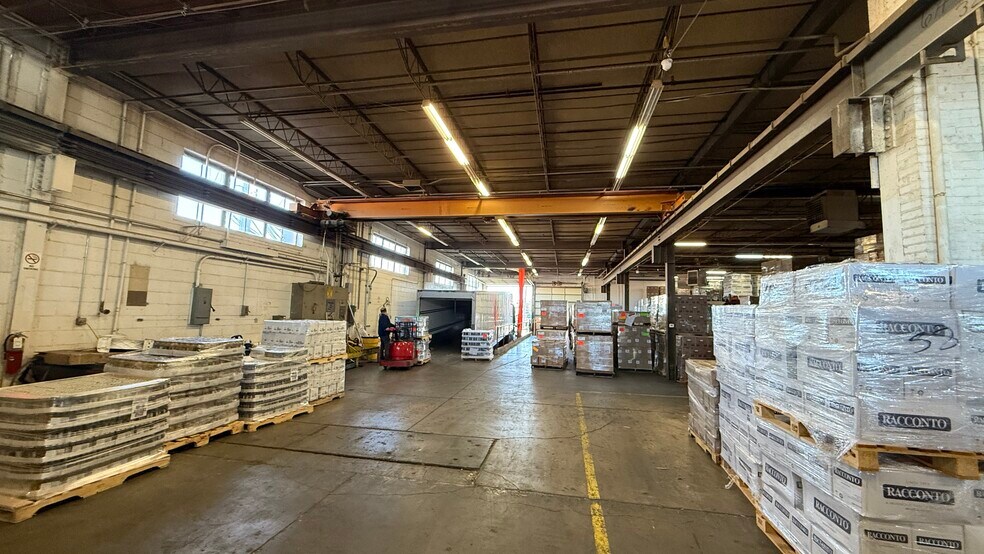More Photos Of 100 Shepard Ave, Wheeling Warehouse For Sale