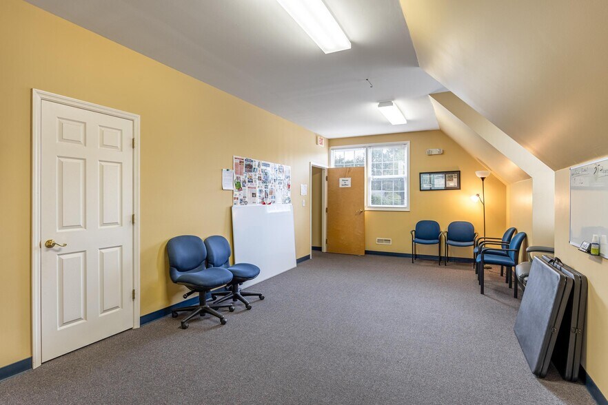 More Photos Of 1420 Fritz St SE, Cleveland Medical For Sale