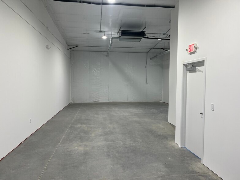 More Photos Of 18021 Longenbaugh Rd, Cypress Warehouse For Lease