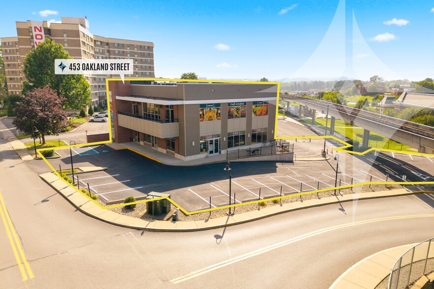 More Photos Of 453 Oakland St, Morgantown Office For Lease