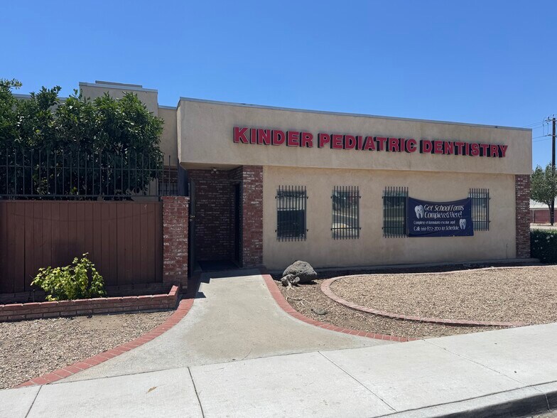 Primary Photo Of 3130 Union Ave, Bakersfield Medical For Sale