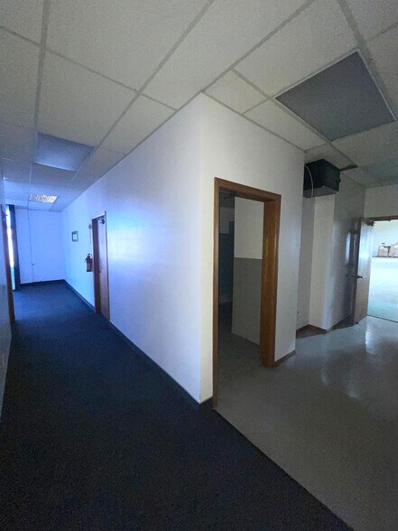 More Photos Of 12410-12420 Clark St, Santa Fe Springs Warehouse For Lease