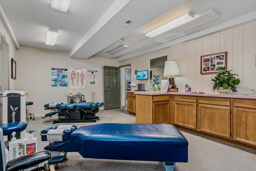 More Photos Of 350 W Kiowa Ave, Elizabeth Office For Sale