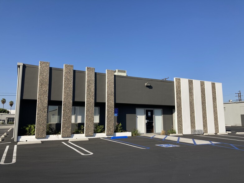 Primary Photo Of 2175 S Grand Ave, Santa Ana Warehouse For Lease