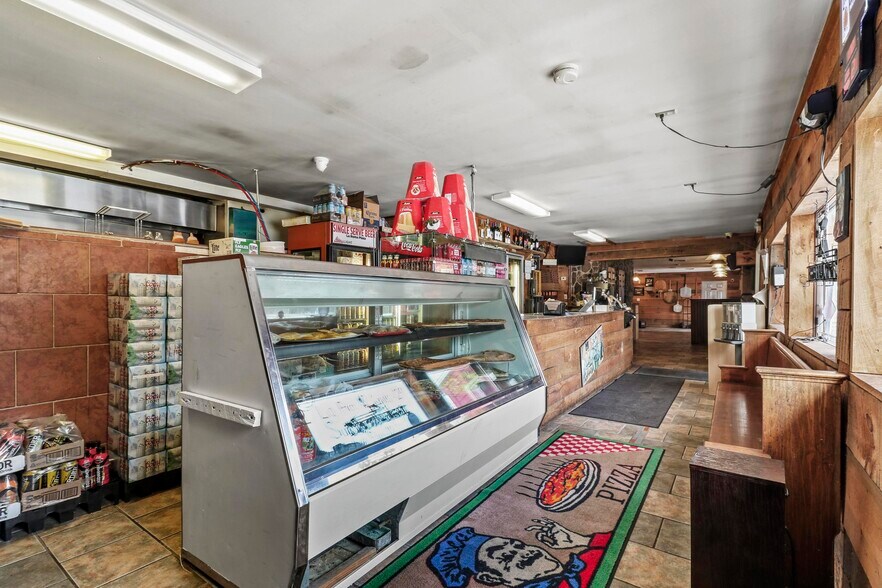 More Photos Of 3827 PA-115, Blakeslee Restaurant For Sale