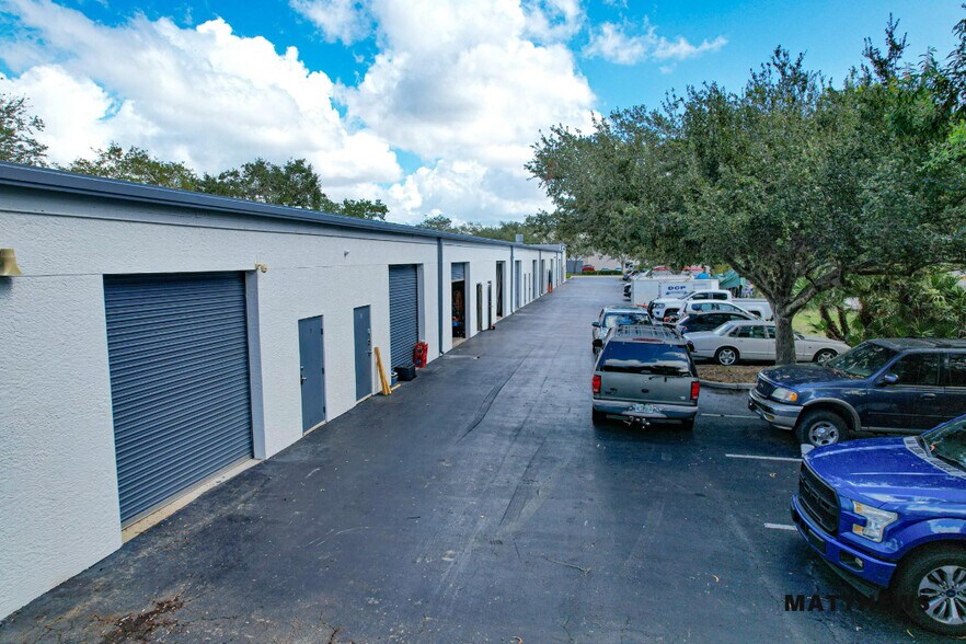 Primary Photo Of 1447 Rail Head Blvd, Naples Manufacturing For Lease