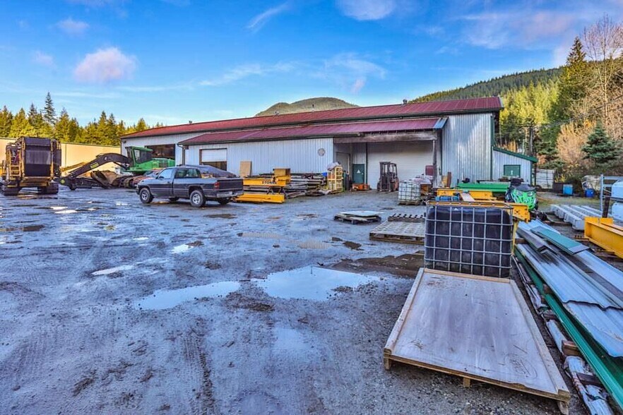 More Photos Of 14093 256 St, Maple Ridge Warehouse For Lease