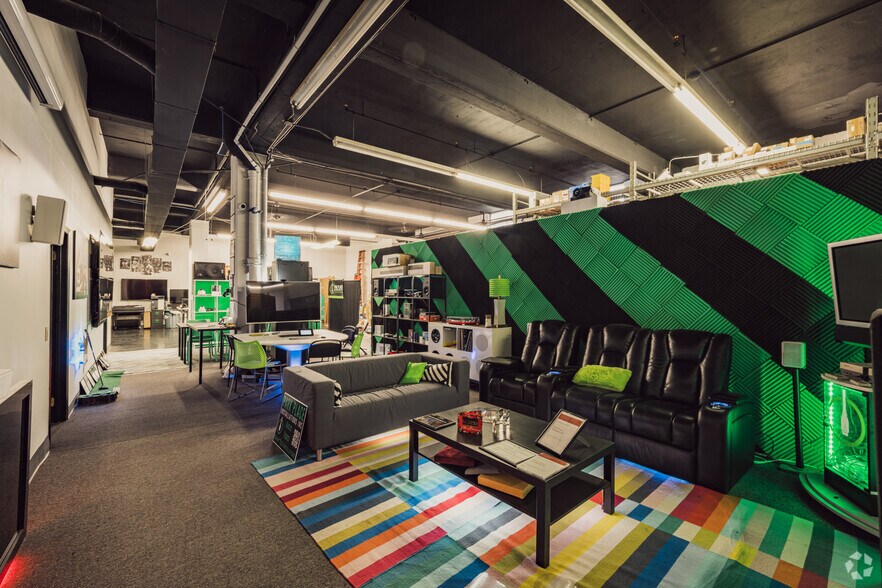 More Photos Of 255 Great Arrow Ave, Buffalo Warehouse For Lease