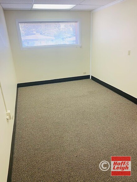 More Photos Of 1765 S 8th St, Colorado Springs Unknown For Lease