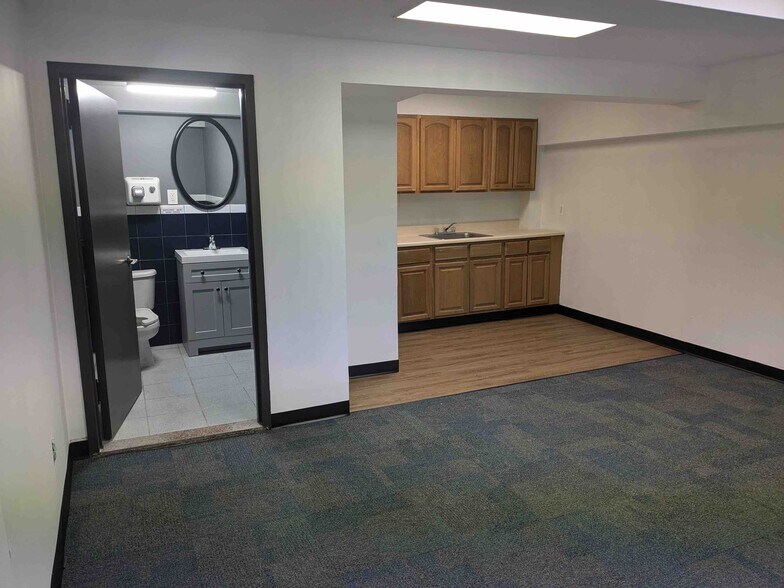 More Photos Of 18-17 42nd St, Astoria Light Distribution For Lease