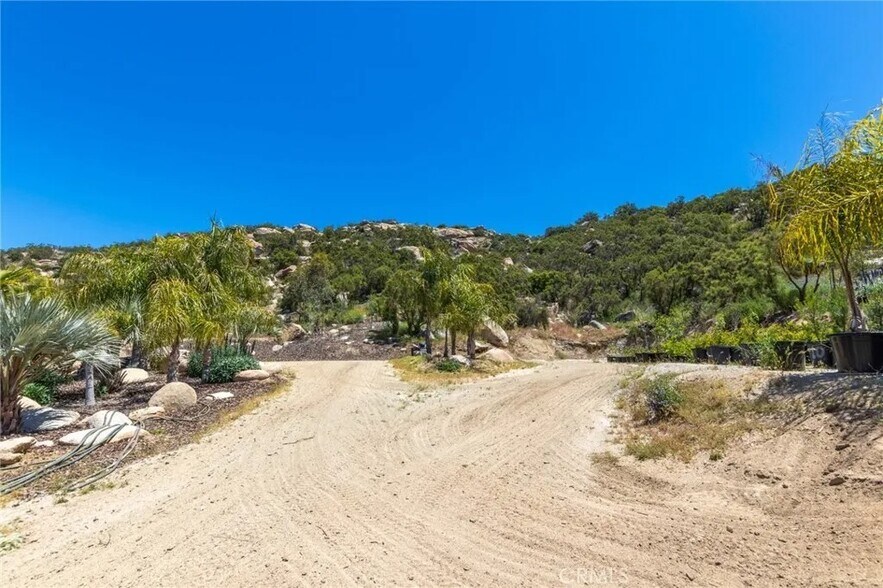 More Photos Of 0 CA-371 St, Aguanga Land For Lease