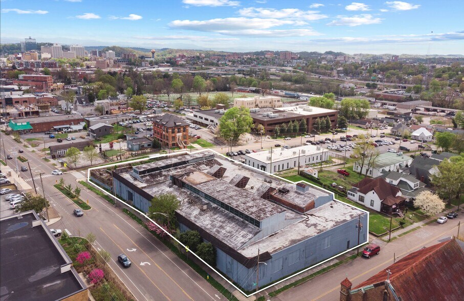 Primary Photo Of 1013 N Central St, Knoxville Warehouse For Sale