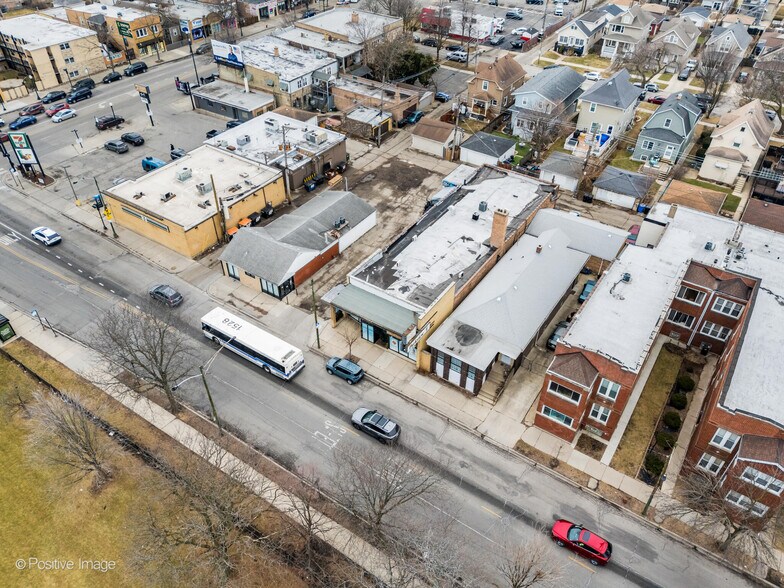 More Photos Of 4020-22 N Central Ave, Chicago Office For Sale