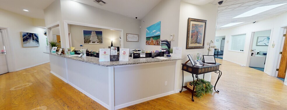 More Photos Of 145 NW Central Park Plz, Port Saint Lucie Medical For Lease