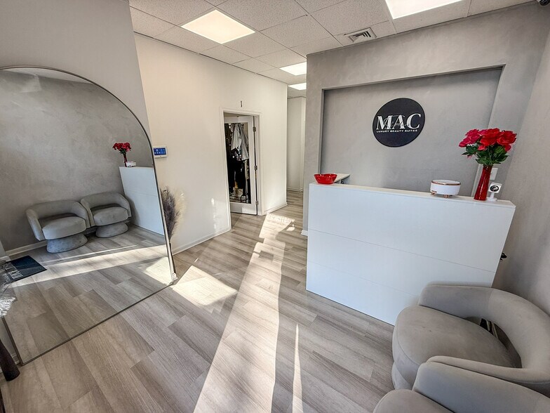 More Photos Of 8868 Belair Rd, Nottingham Medical For Sale