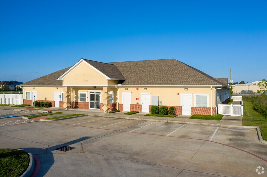 More Photos Of 33043 Egypt Ln, Magnolia Daycare Center For Sale