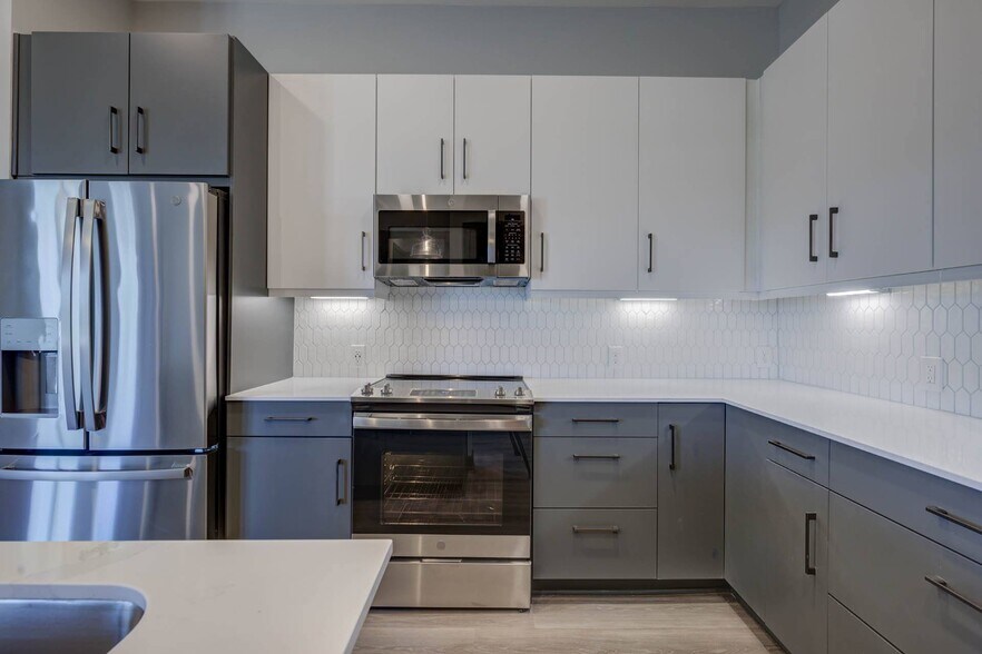 More Photos Of 352 S Walker St, Cary Apartments For Lease