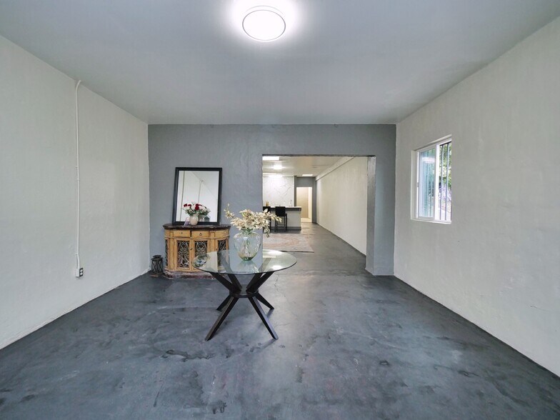More Photos Of 9614-9616 MacArthur Blvd, Oakland Specialty For Sale