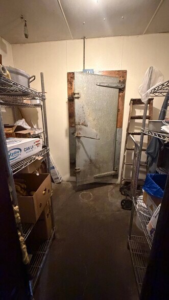 More Photos Of 4 Wheeler st, Lynn Specialty For Lease