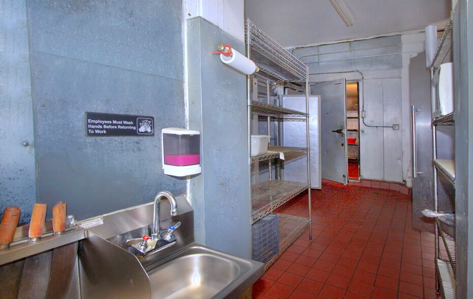More Photos Of 2239-2245 Judah St, San Francisco Restaurant For Lease