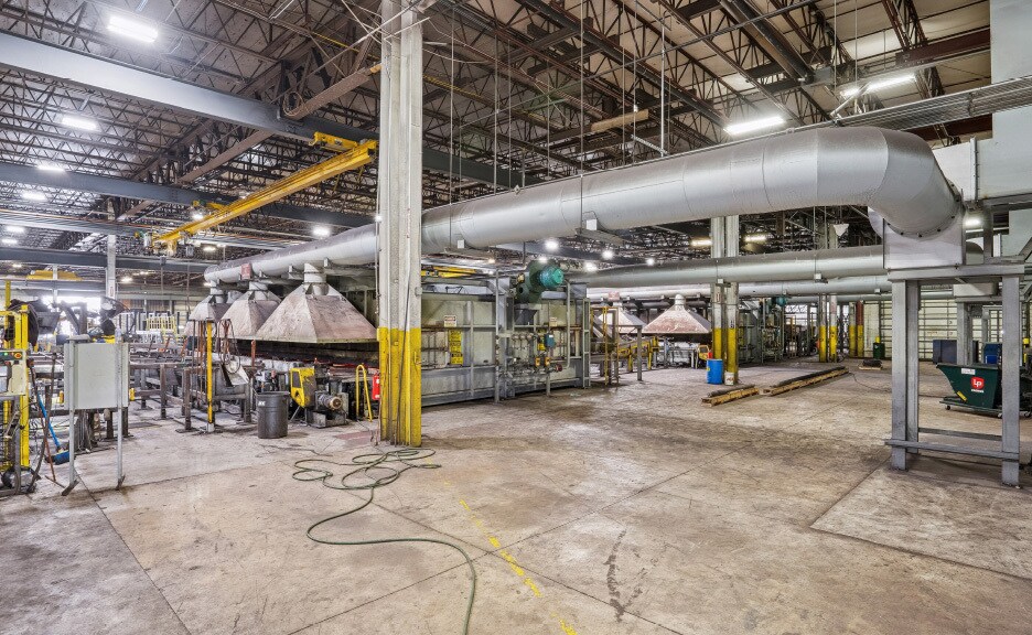 More Photos Of 502 S Oakland Ave, Nappanee Manufacturing For Sale