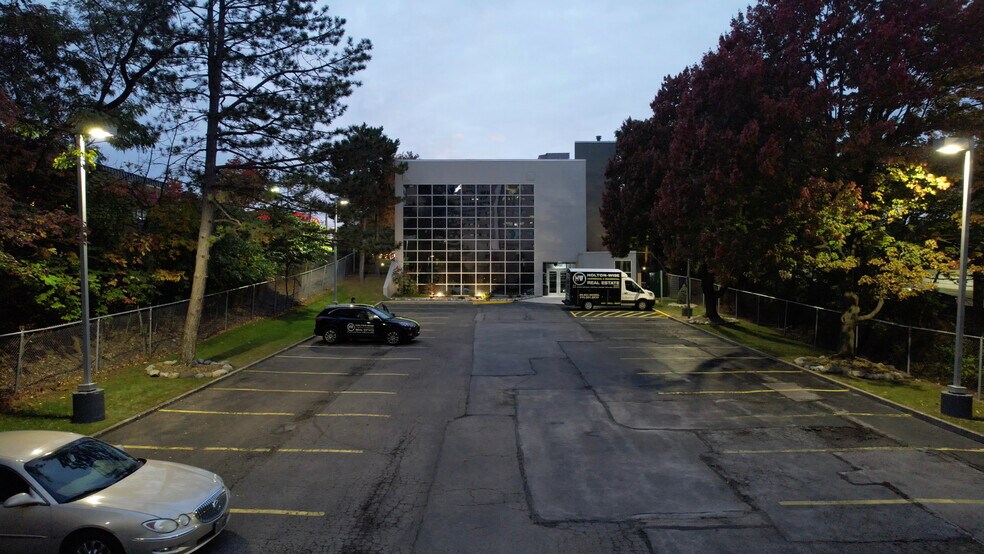 More Photos Of 6731 Ridge Rd, Parma Medical For Sale