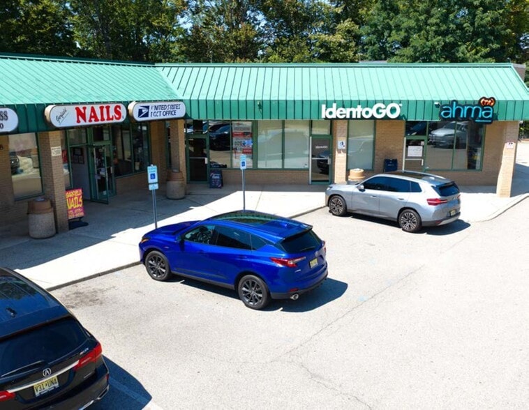 More Photos Of 85 Outwater Ln, Garfield General Retail For Sale