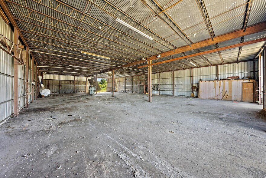 More Photos Of 15803 SW Farm Rd, Indiantown Manufacturing For Sale