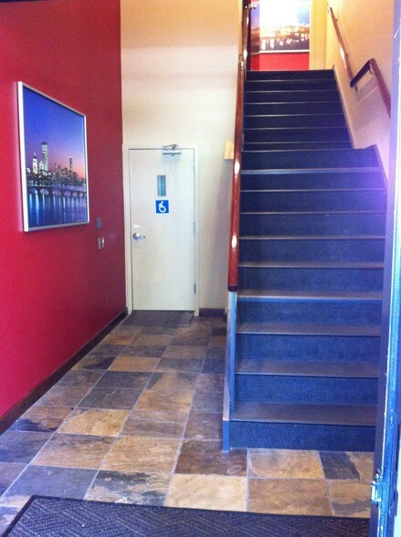 More Photos Of 277 Linden St, Wellesley Office For Lease