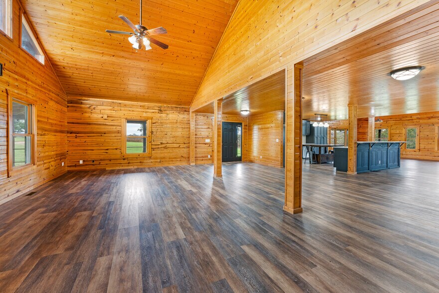 More Photos Of 1204 County Road 215, Berryville Specialty For Sale