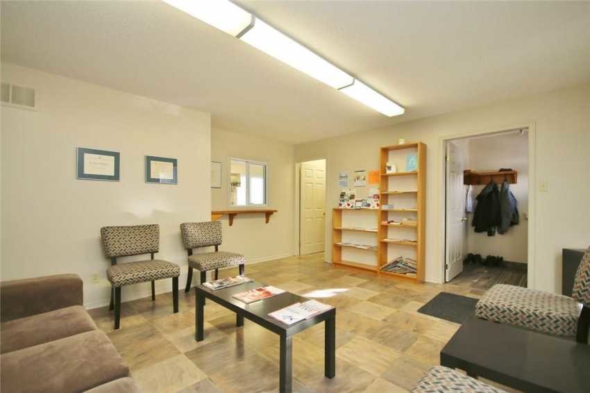 More Photos Of 1399 Ellsworth Lane, Ottawa Office For Lease