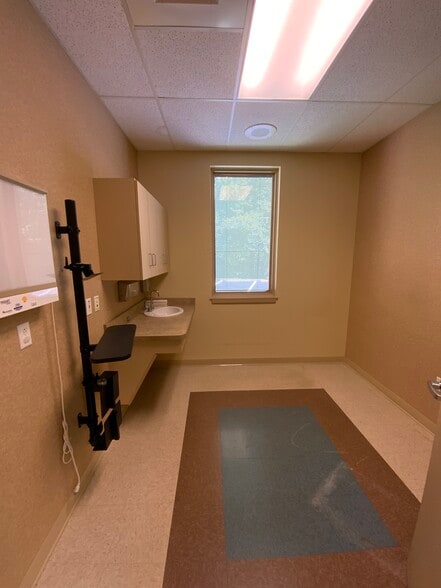 More Photos Of 3436-3500 Granite Cir, Toledo Medical For Lease