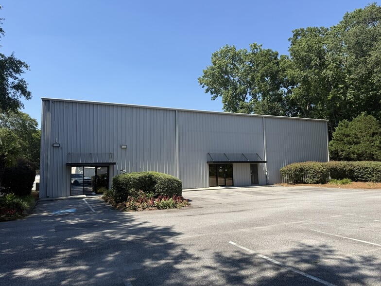 More Photos Of 1384 Remount Rd, Charleston Manufacturing For Lease