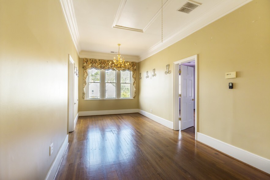 More Photos Of 200 Stonewall Ave W, Fayetteville Lodge Meeting Hall For Lease