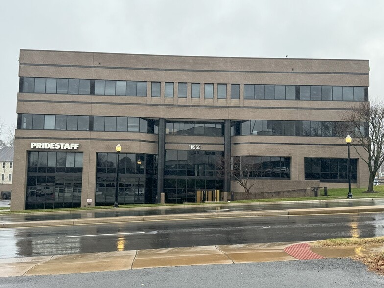 More Photos Of 10565 Fairfax Blvd, Fairfax Medical For Lease