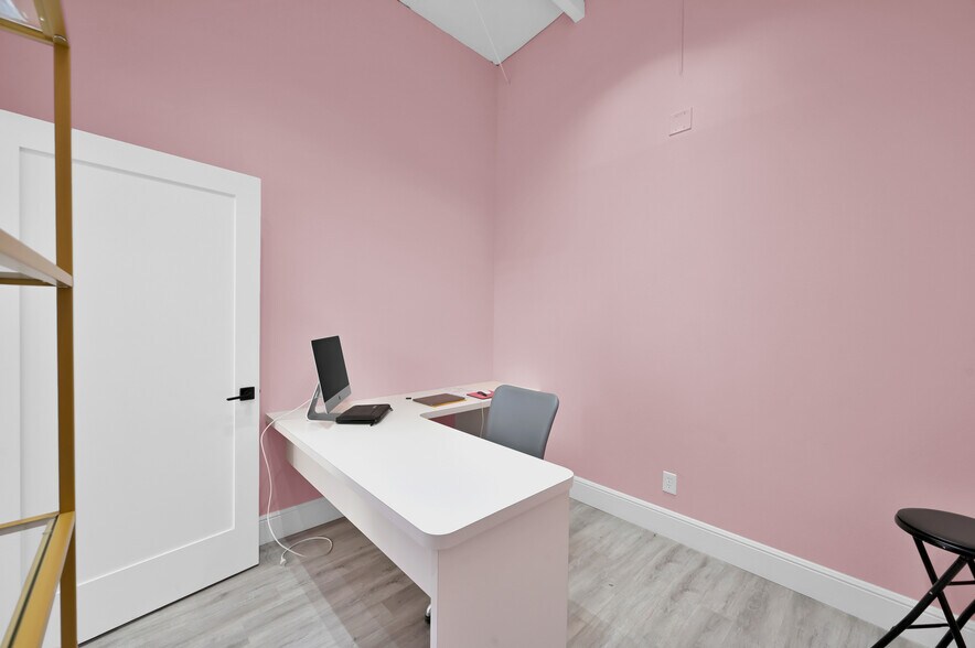 More Photos Of 20610 Fm 1488 Rd, Magnolia Warehouse For Lease