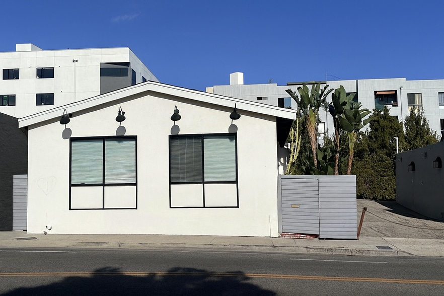 Primary Photo Of 6009 Melrose Ave, Los Angeles Loft Creative Space For Lease