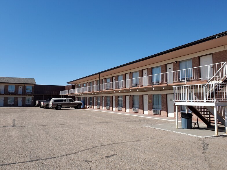 More Photos Of 15225 US-385, Julesburg Hotel For Sale