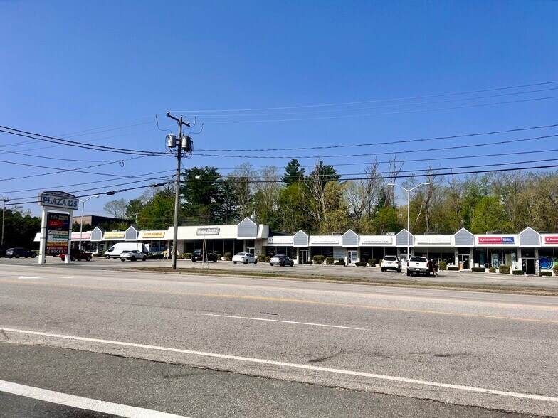 More Photos Of 18 Plaistow Rd, Plaistow Freestanding For Lease