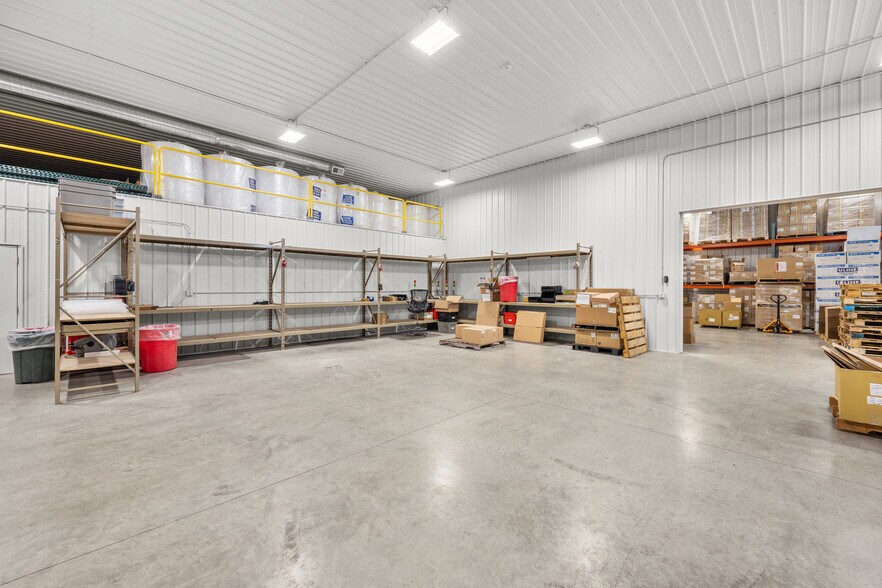 More Photos Of 6202 402nd St, North Branch Manufacturing For Sale