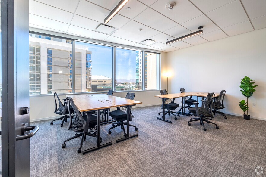 More Photos Of 201 E Washington St, Phoenix Office For Lease