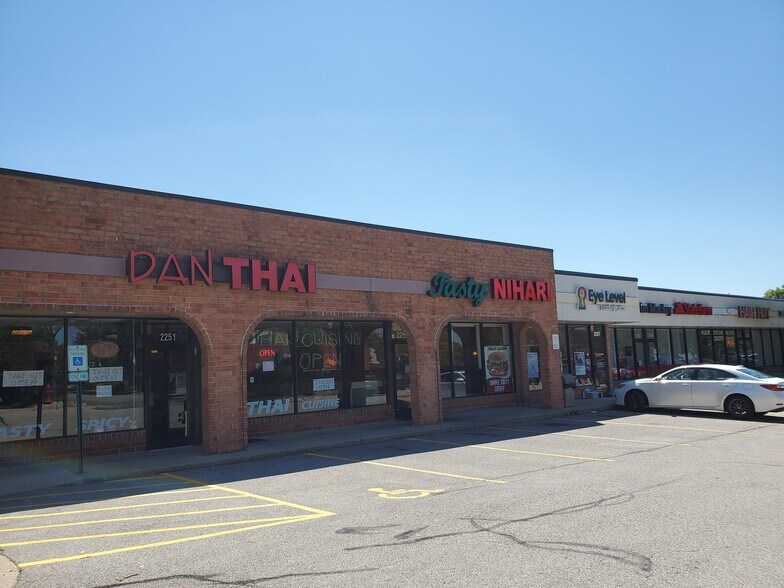 More Photos Of 2203-2241 W Schaumburg Rd, Schaumburg Unknown For Lease