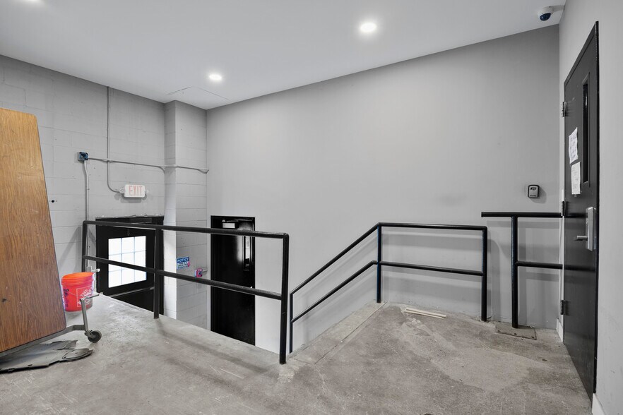 More Photos Of 930 Broadway, Albany Apartments For Lease